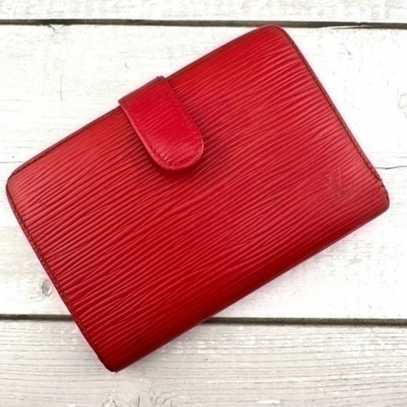 AUTHENTIC Louis Vuitton red Castilian Epi leather French Purse/wallet.